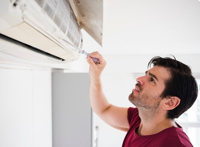 Заправка кондиционера: важность и признаки необходимости